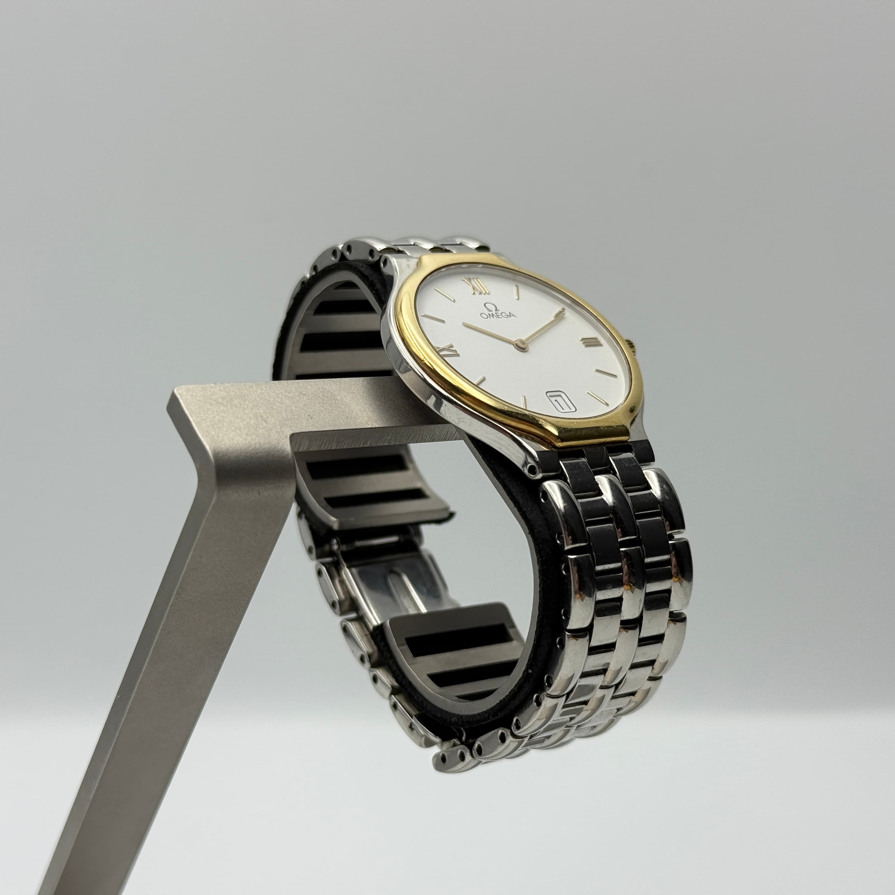 Omega De Ville