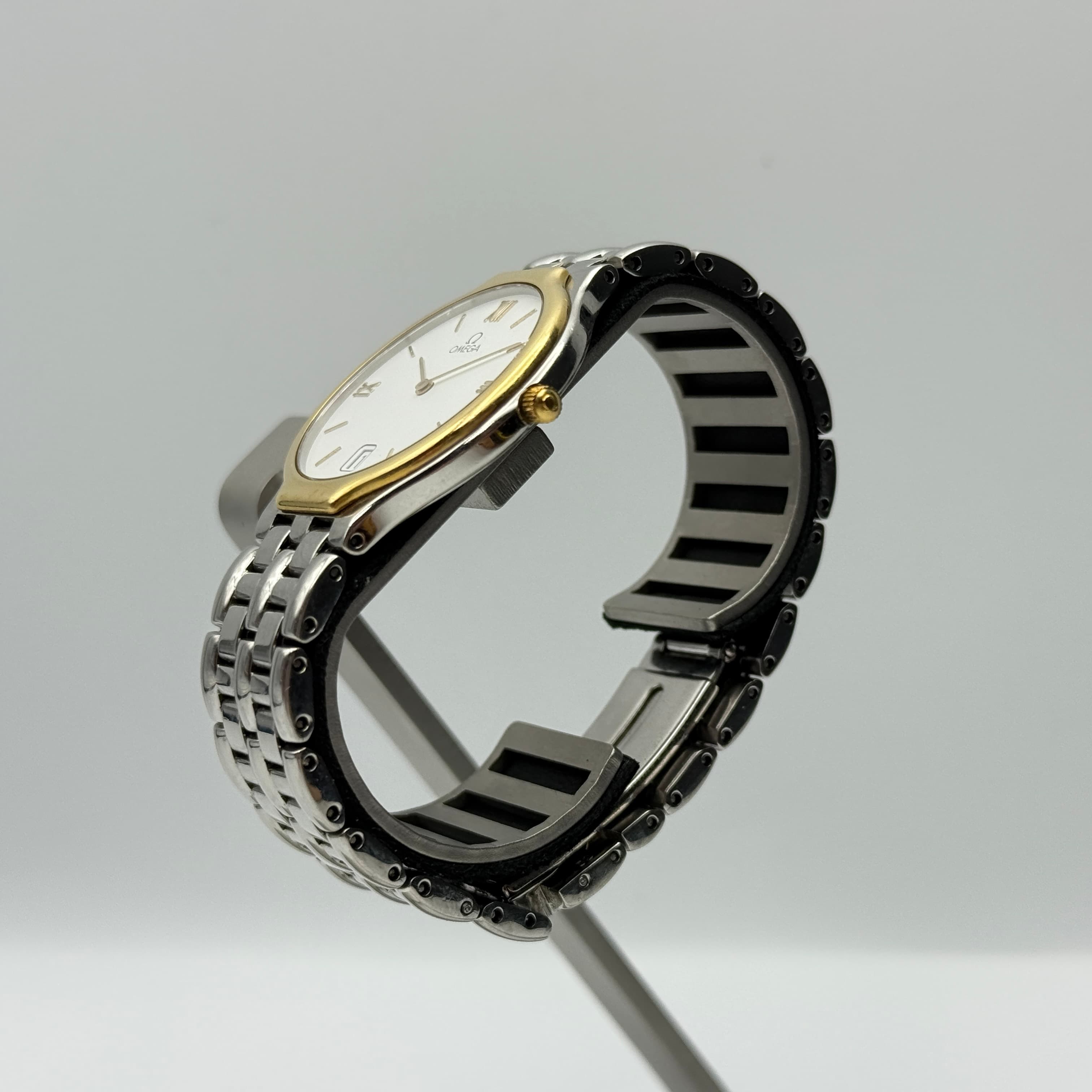 Omega De Ville