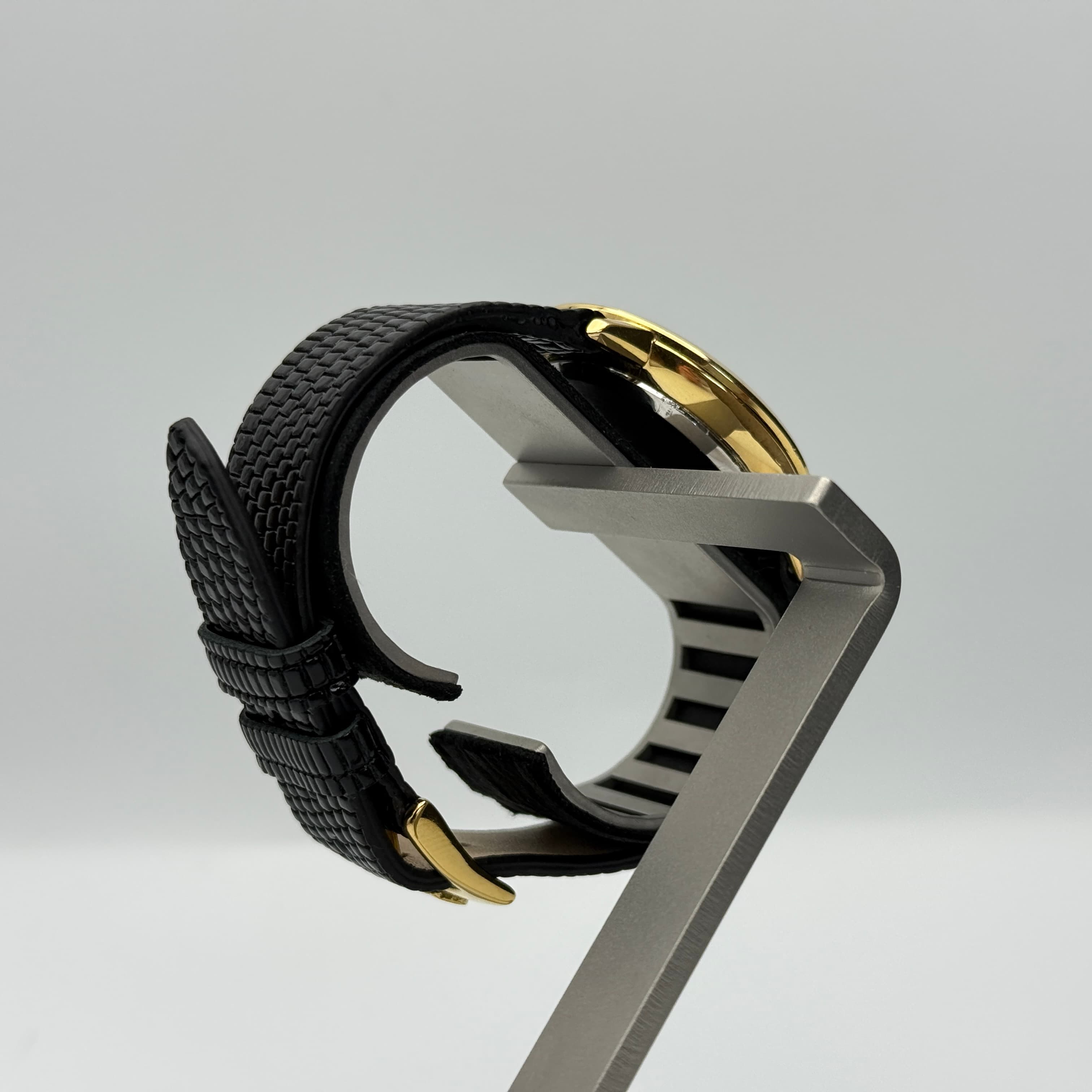 Omega De Ville
